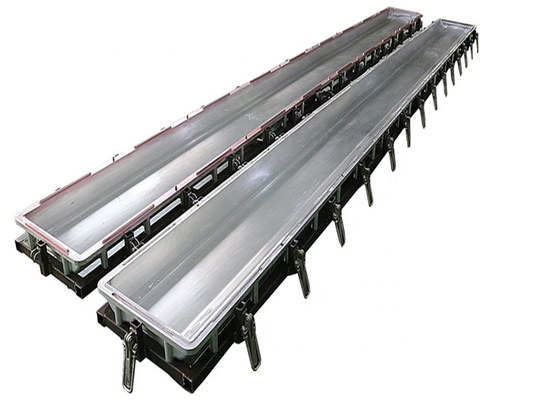 Muoiono le macchine di formatura del modanatura rotazionale della colata Shell Aluminum Rotomolding